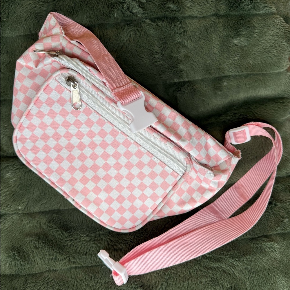 Pink Checkered Fanny Pak